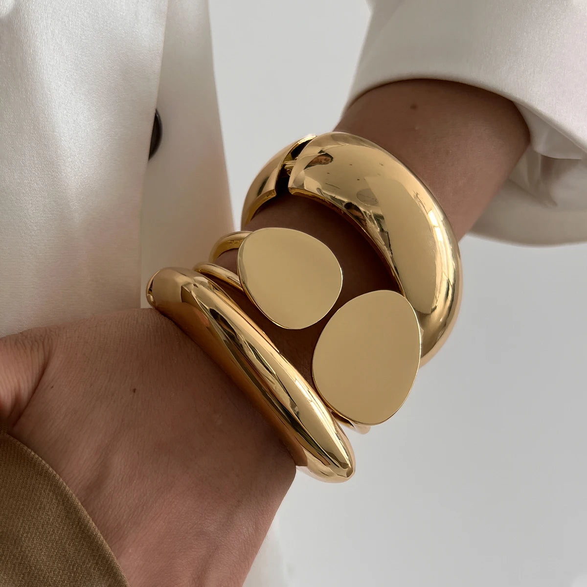 KunJoe 6 Styles Geometric Gold Color Cuff Spring Bangles for Women Vintage Metal Chunky Wide Hand Bracelets Fashion Jewelry Y2K