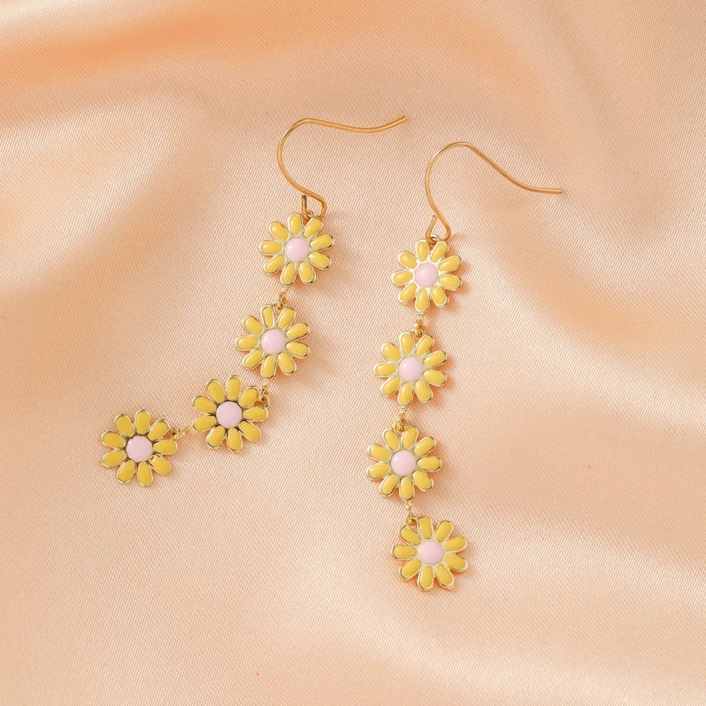 2023 Fashion Trend Unique Design Elegant Delicate Retro Daisy Small Flower Earrings Women Jewelry Party Premium Gifts Wholesale