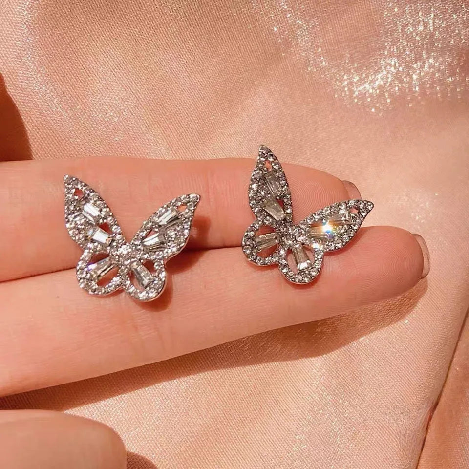 2023 Fashion Trend Unique Design Elegant Delicate Retro Daisy Small Flower Earrings Women Jewelry Party Premium Gifts Wholesale