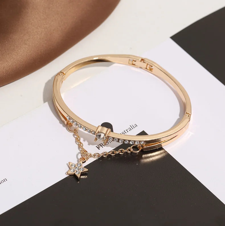 2024 New Luxury Jewelry Stainless Steel Bracelets & Bangles Female Heart Forever Love Charm Bracelet for Women Gifts