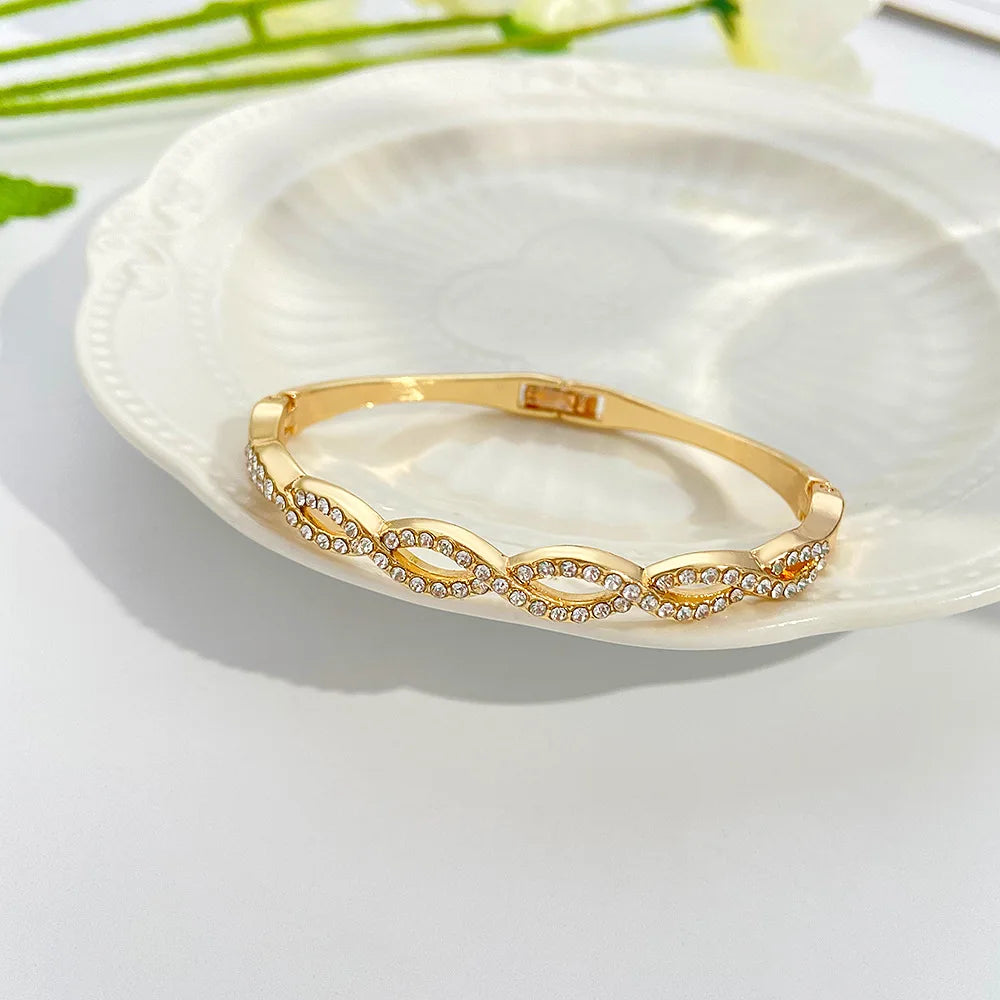 2022 Silver Color Hollow Round Geometric Bracelets and Bangles Feminine Korean New Fashion Popular Jewelry Party Gift