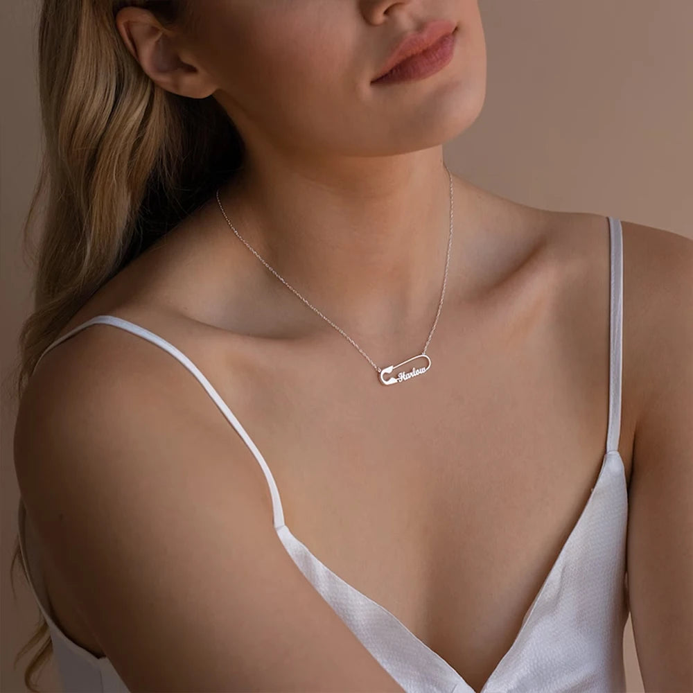 Custom Name Safety Pin Necklace Fashion Vintage Elegant Charm Simple Clavicle Personalized Necklace Party Jewelry Gift for Women