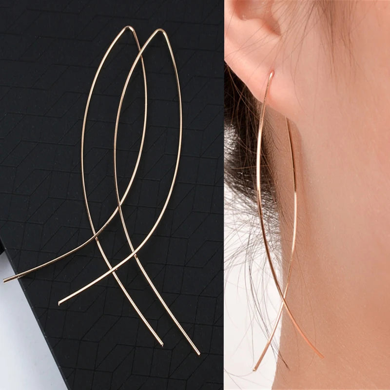 2023 Fashion Trend Unique Design Elegant Delicate Retro Daisy Small Flower Earrings Women Jewelry Party Premium Gifts Wholesale